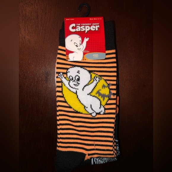 CASPER THE FRIENDLY GHOST NOVELTY CREW SOCKS NWT MEN’S SHOE SIZE 6.5-12 - Picture 1 of 2